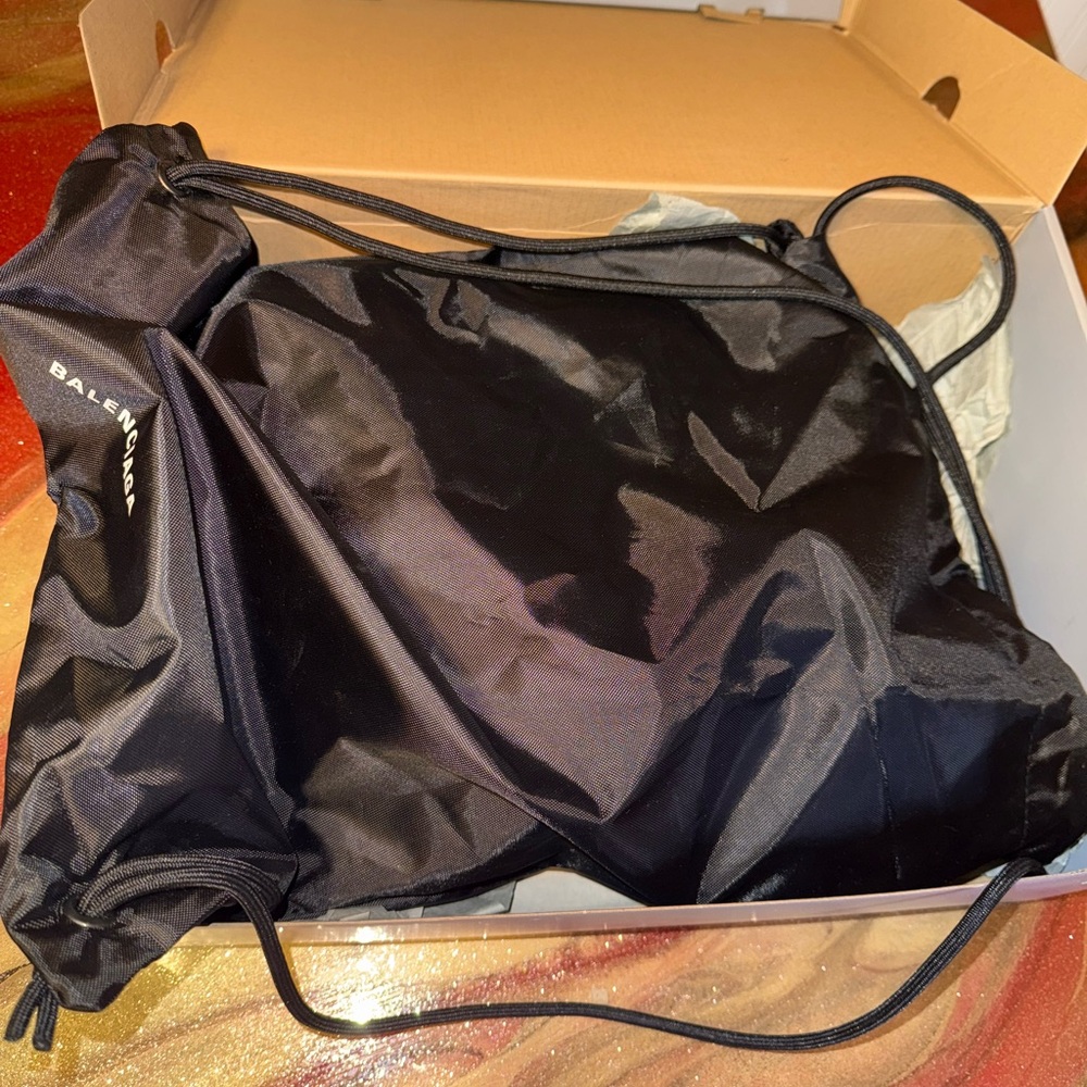 Balenciaga Black Sneakers - Picture 5 of 5